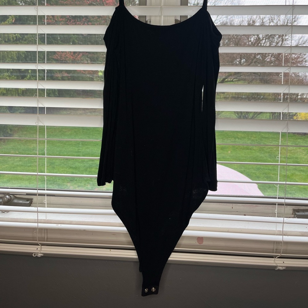forever 21 back off the shoulder long sleeve body suit